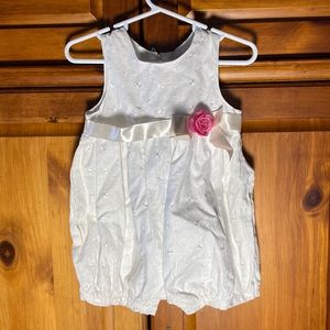 The Children’s Place White Dress with Flowers and Bow 12 Months